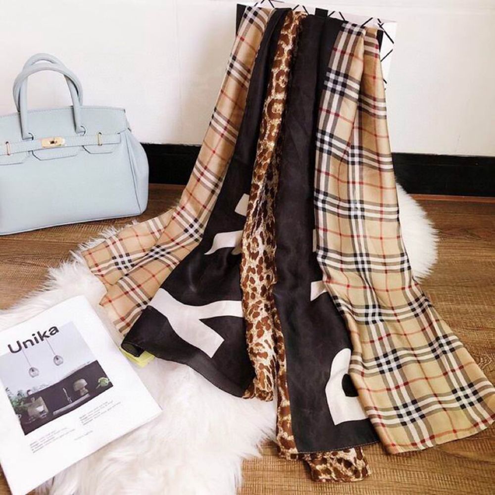 B**rry scarf